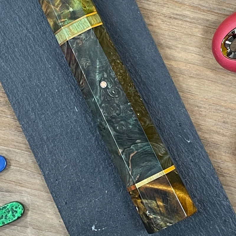 Cuchillo Kiritsuke Damascus 21 cm | Acero VG10 67 Capas | Mango Abedul Estabilizado
