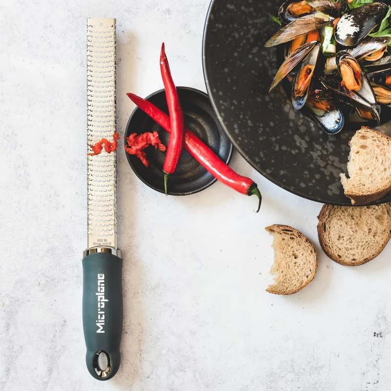 Rallador Microplane Premium Zester 46743 - After Dark Grey Acero Inoxidable
