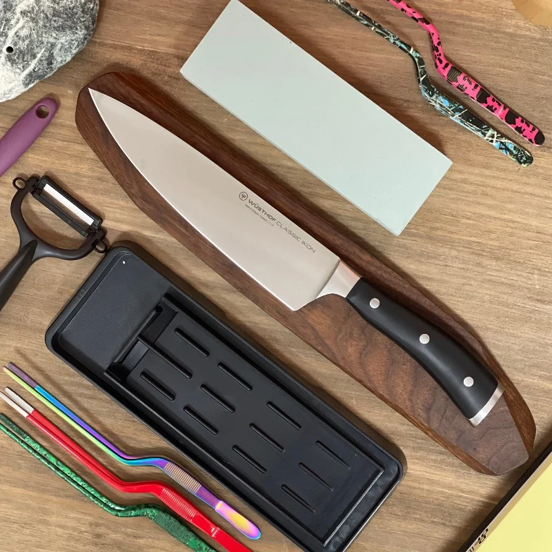 Cuchillo cebollero wusthof 20 cms ikon classic y tacoma de regalo