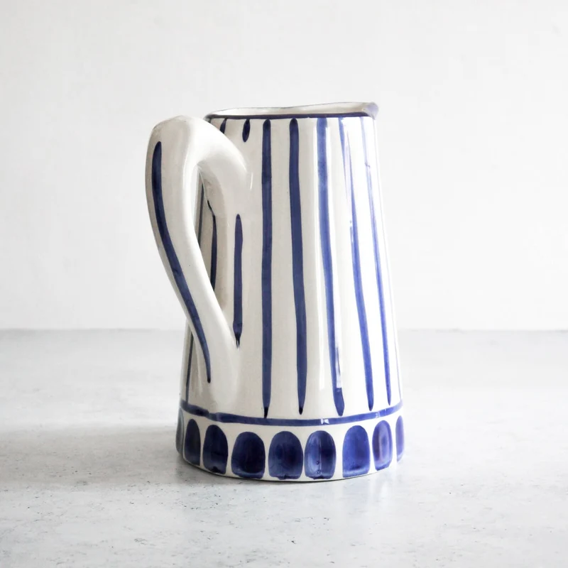 Jarra tradicional en azul de 2L