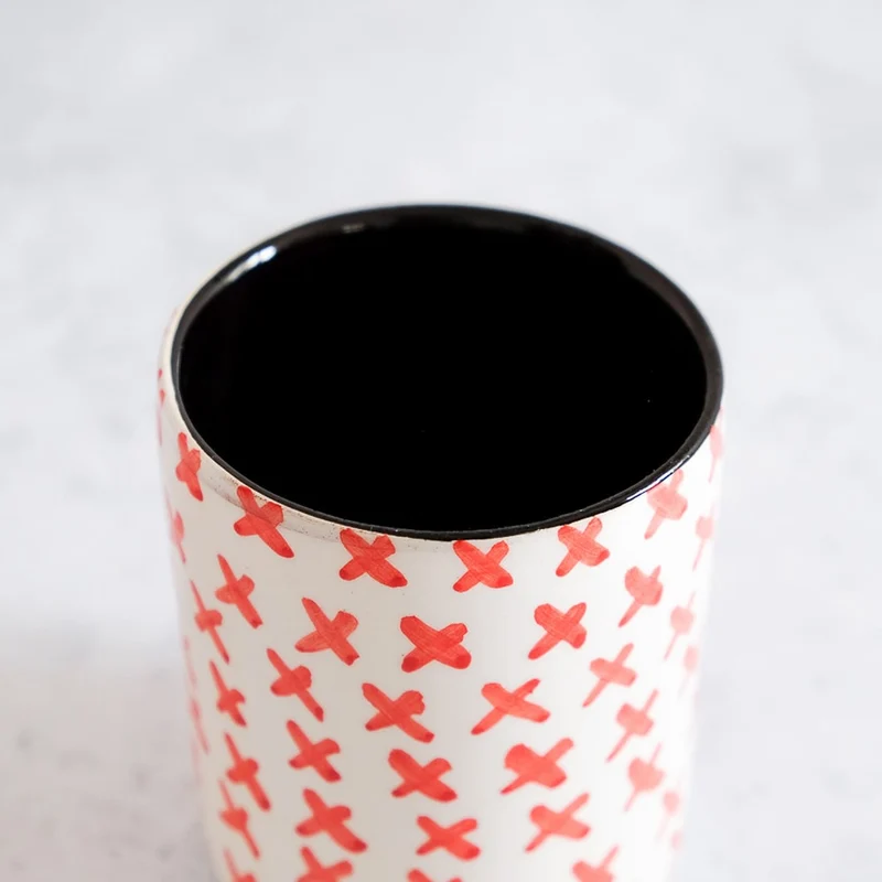 Taza Negro/Rojo 200ml