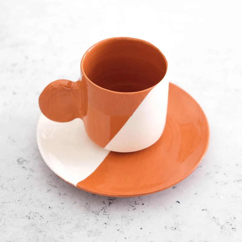 Taza de espresso y platillo - Terracota y blanco