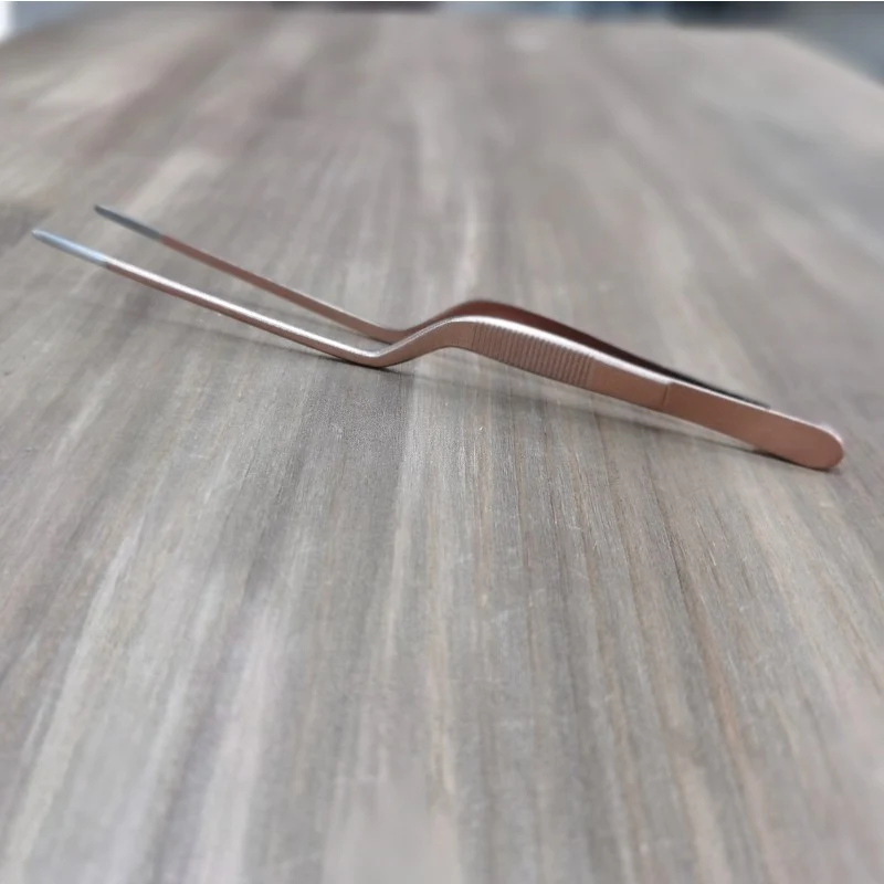 Pinza para emplatar oro rosa