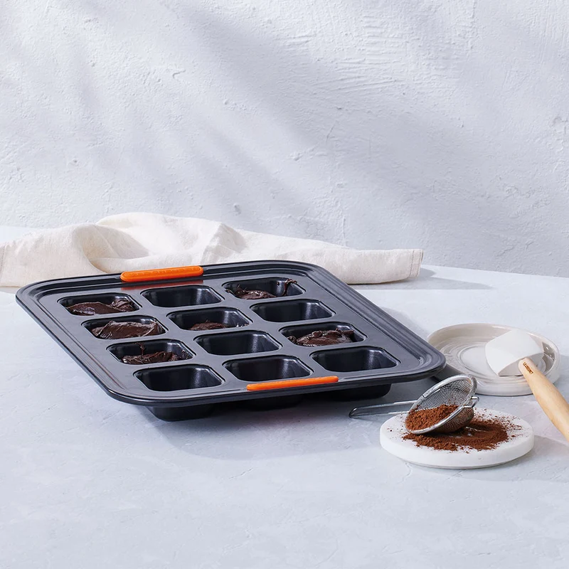 Molde para brownies, magdalenas cuadradas, sobaos y tartaletas Le Creuset