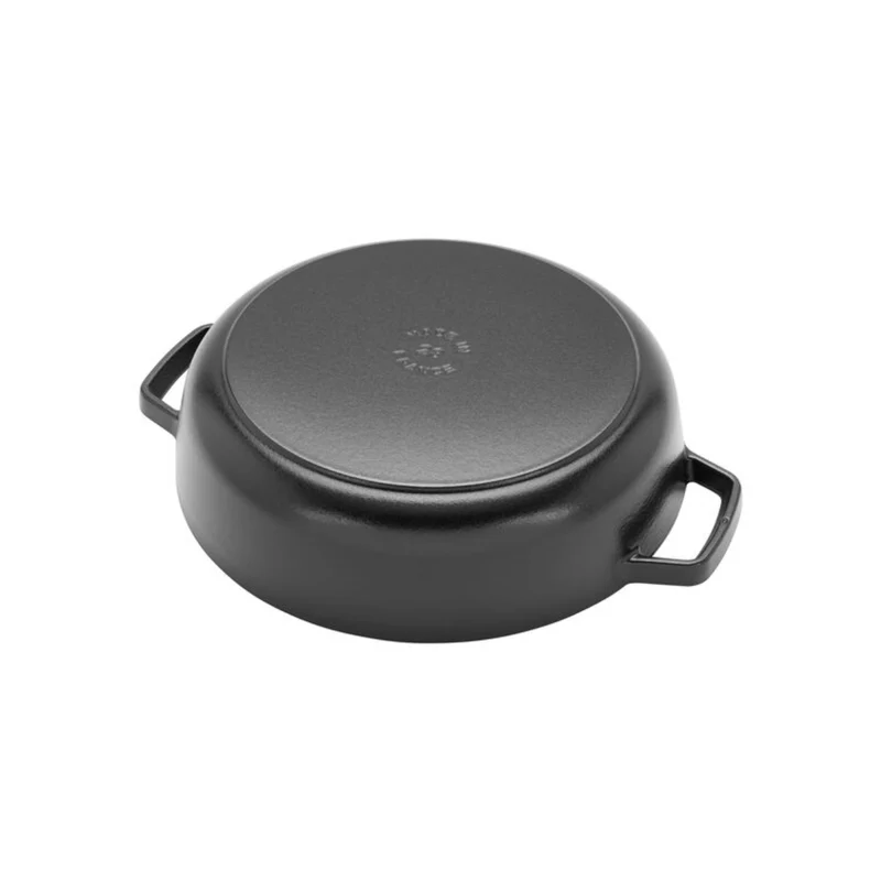 Cocotte baja tipo cacerola de hierro fundido Staub