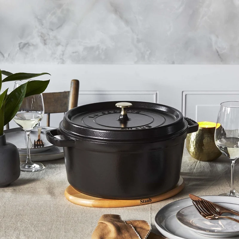 Cocotte de hierro fundido Staub