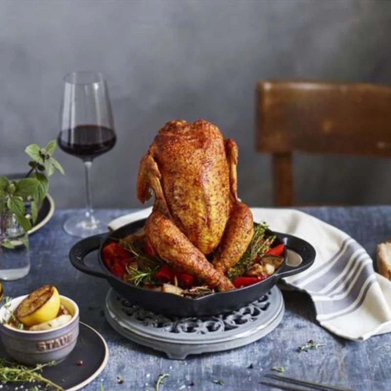 Asador de pollos de hierro fundido Staub