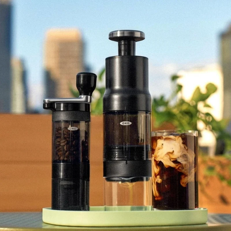 Cafetera portátil manual para café caliente y cold brew Rapid Brewer OXO