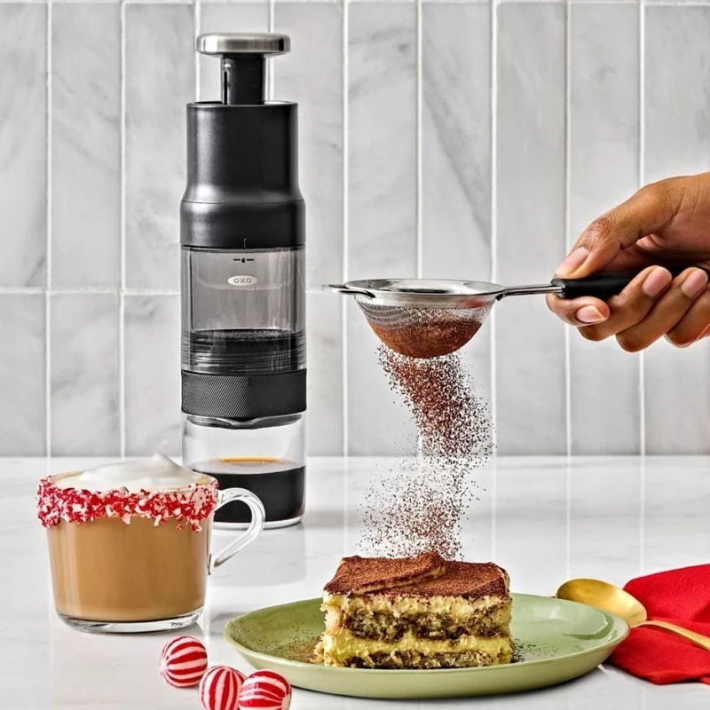 Cafetera portátil manual para café caliente y cold brew Rapid Brewer OXO