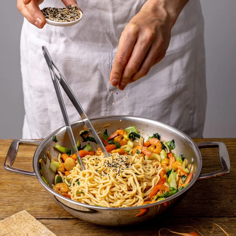 Wok de acero inoxidable 3-Ply con tapa de cristal Castel'Pro Cristel