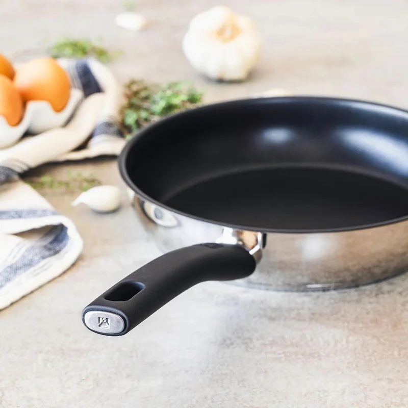 Sartén antiadherente con exterior de acero inox Antistick Bra