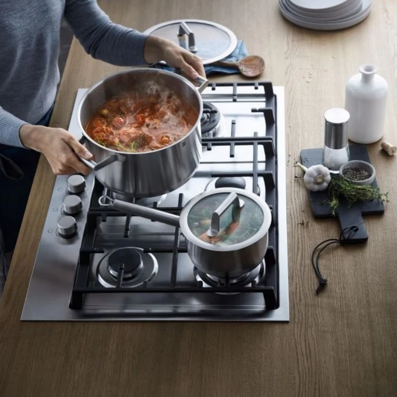 Cazo de acero inoxidable con tapa de cristal Comfort Line WMF