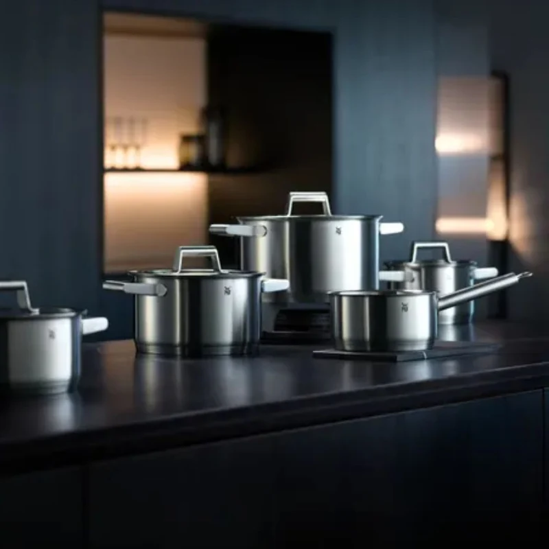 Cazo de acero inoxidable con tapa de cristal Comfort Line WMF