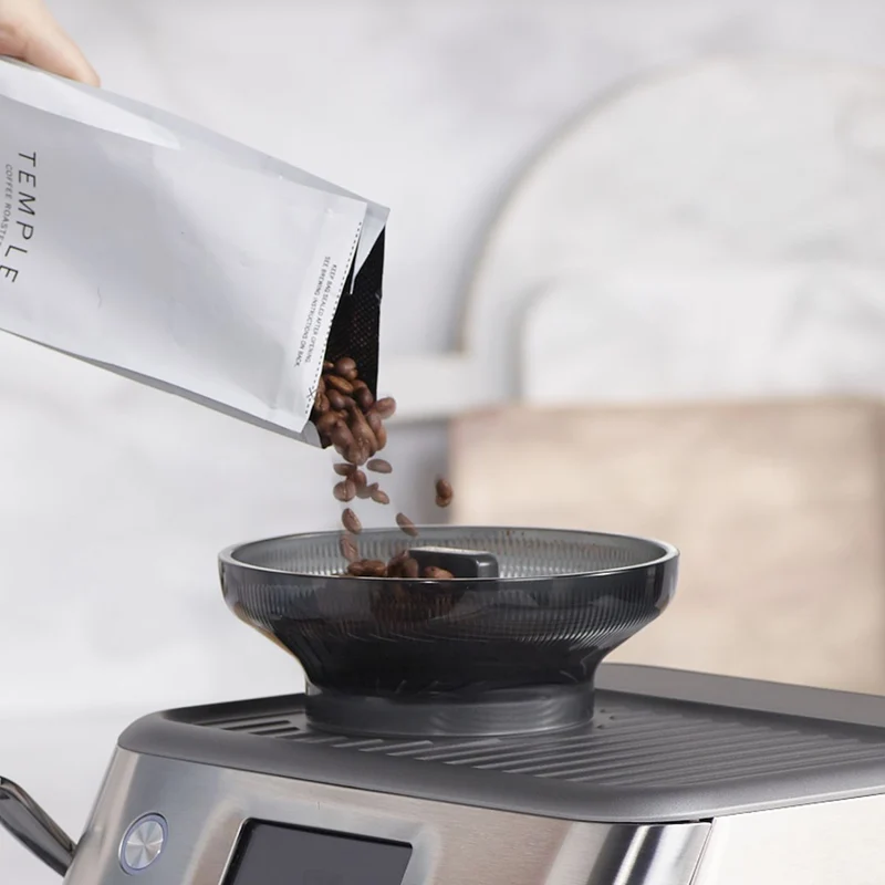Cafetera Expresso automática con molinillo, pantalla táctil y extracción en frío Barista Touch™ Impress Sage
