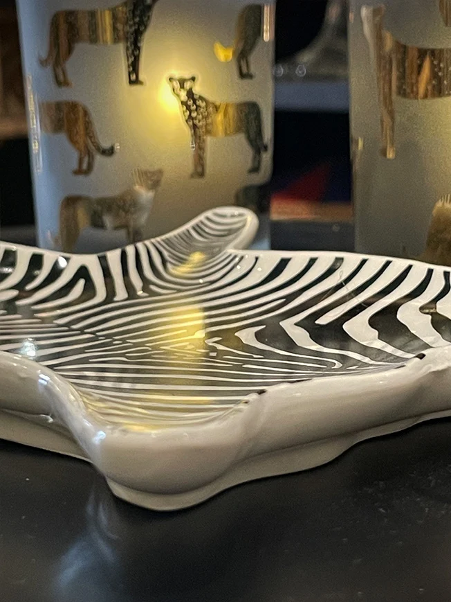 Bandeja Decorativa 'Zebra Hide'