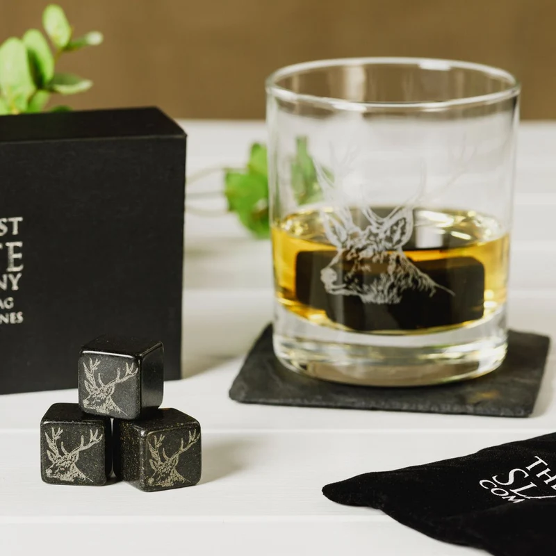 Set de 6 cubitos de piedra con funda Selbrae