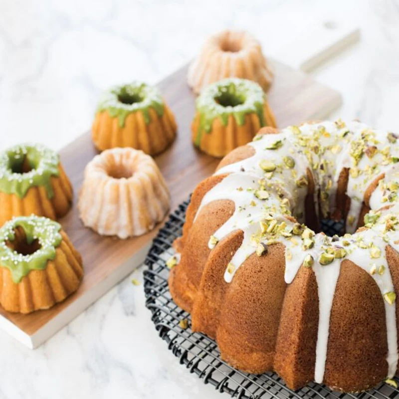 Molde aluminio Mini Anniversary Bundt dorado Nordic Ware