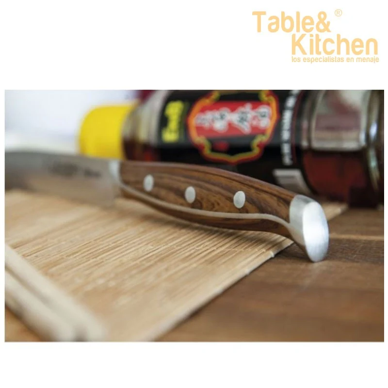 SET 4 CUCHILLOS CHULETEROS WAGYU 11,5 CM 3 CLAVELES