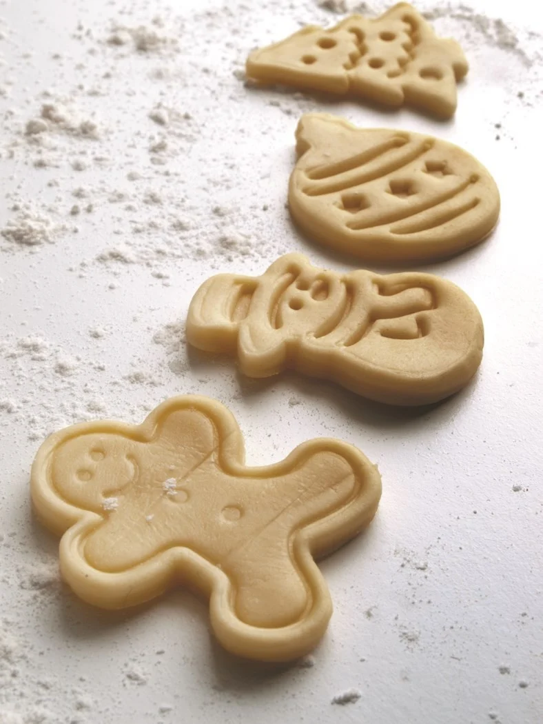 CORTAPASTAS CON EXPULSOR DE NAVIDAD 4 PIEZAS