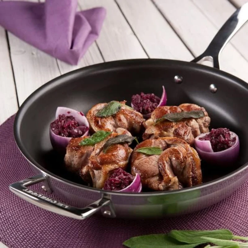 Sartén alta antiadherente 3-PLY con exterior inox Signature Le Creuset
