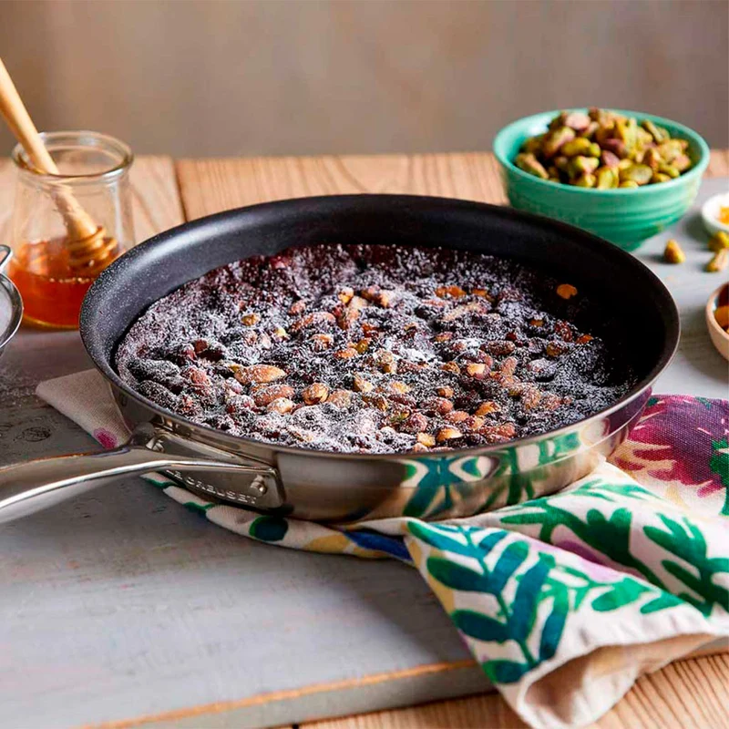 Sartén alta antiadherente 3-PLY con exterior inox Signature Le Creuset