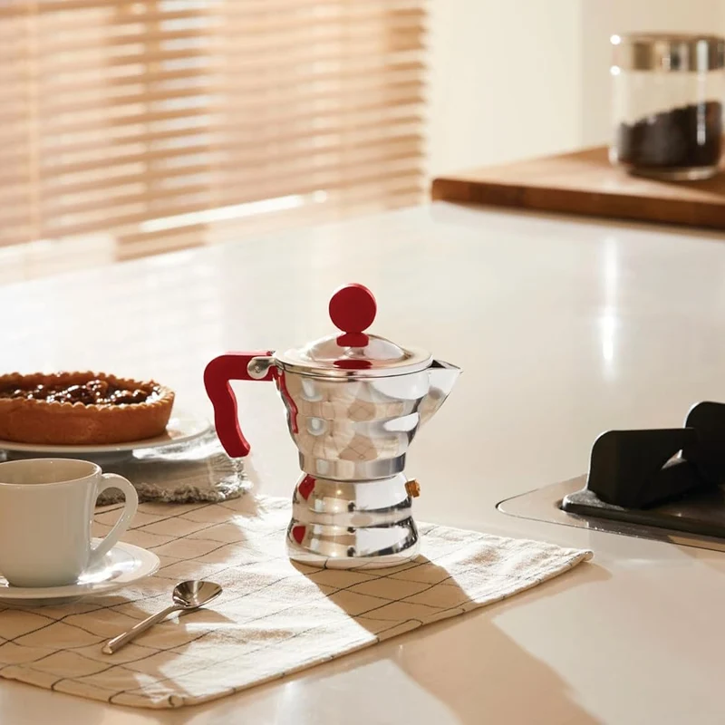 Cafetera de aluminio fundido Moka Alessi