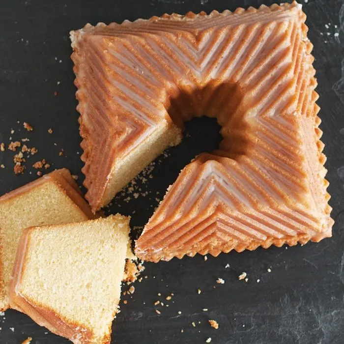 Molde aluminio Squared Bundt Nordic Ware