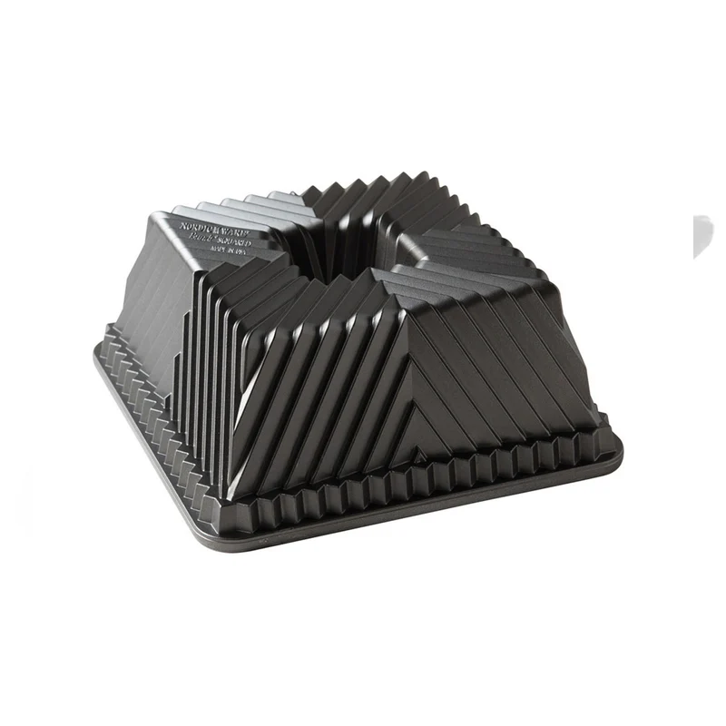 Molde aluminio Squared Bundt Nordic Ware
