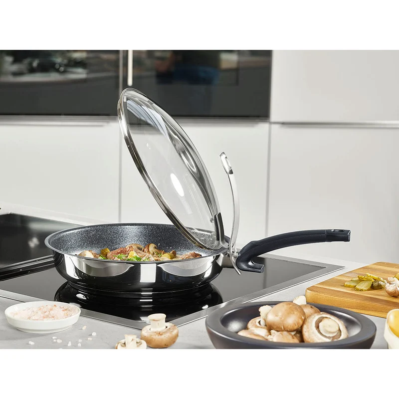 Sartén antiadherente con exterior inox Adamant® Premium Fissler