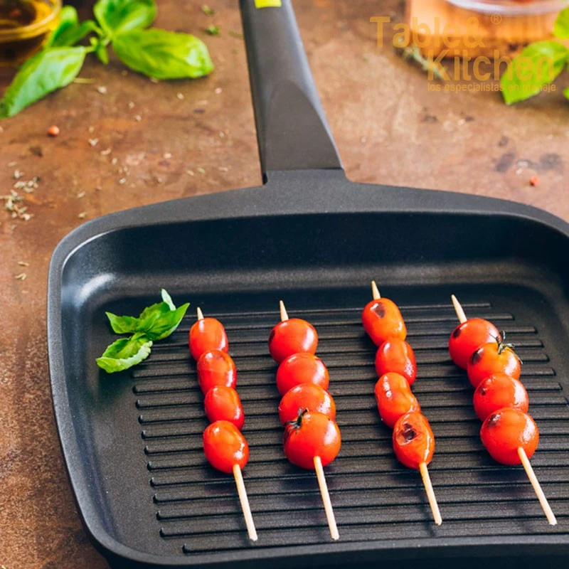 GRILL CON RAYAS 28 CM FOODIE BRA