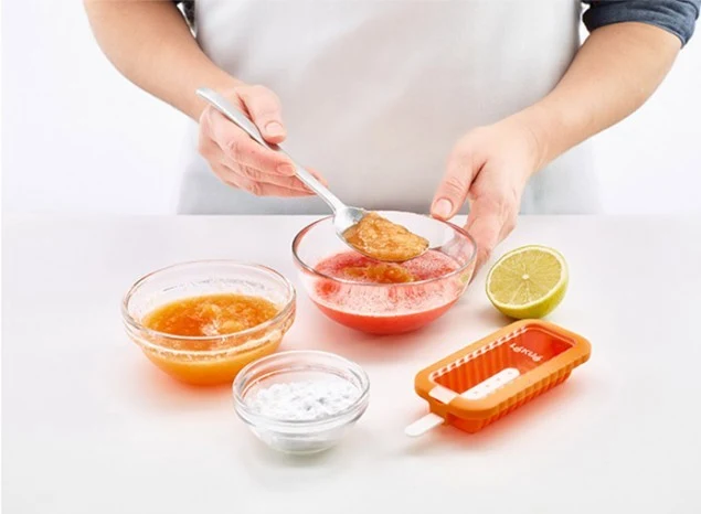 MOLDE PARA HELADO ICÓNICO LEKUE ESPIRAL NARANJA
