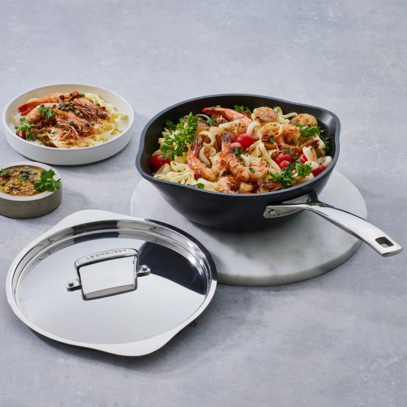 Sartén Chef Pro con vertedor y tapa acero Le Creuset