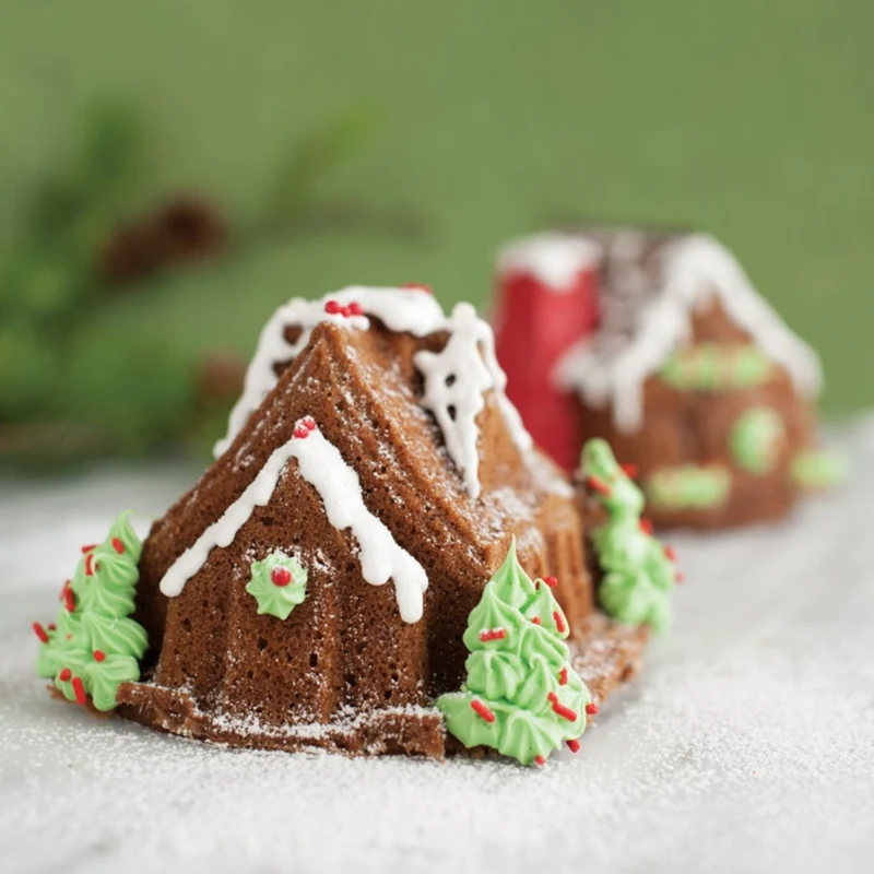 Molde Gingerbread House Duet Nordic Ware