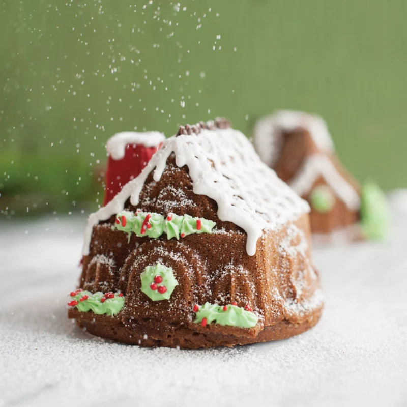 Molde Gingerbread House Duet Nordic Ware