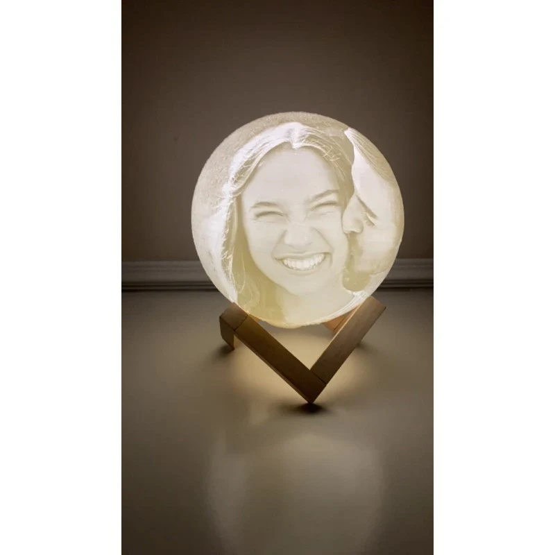 LÁMPARA LUNA 3D PERSONALIZADA EN 16 COLORES BATERÍA