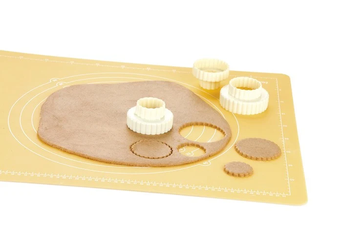 JGO 3 CORTAPASTAS DOBLES CIRCULO RIZ. 6 TAMAÑOS DELICIA