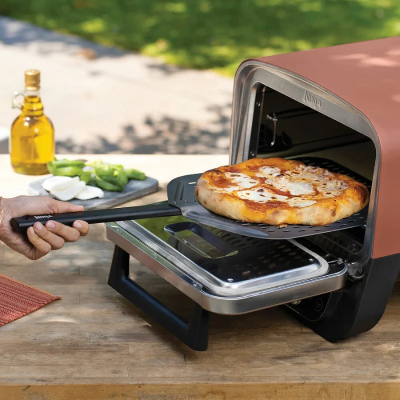 Horno eléctrico exterior de pellet Woodfire Ninja®