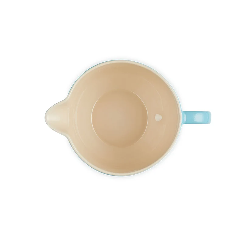 Bol cerámico con asa y pico vertedor de Le Creuset