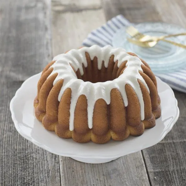 Molde de aluminio Elegant Party Bundt Nordic Ware
