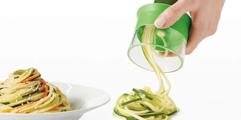 CORTADOR EN ESPIRAL PARA VERDURAS Y FRUTAS OXO