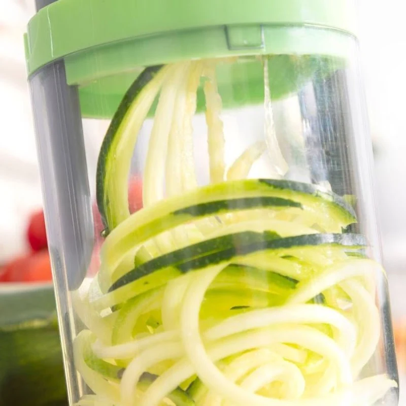 CORTADOR DE VERDURAS EN ESPIRAL Y RALLADOR