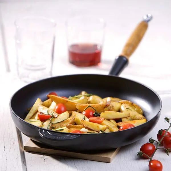 Sartén de hierro con mango de madera Le Creuset